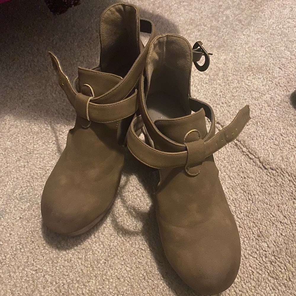Pierre Dumas 6.5 booties